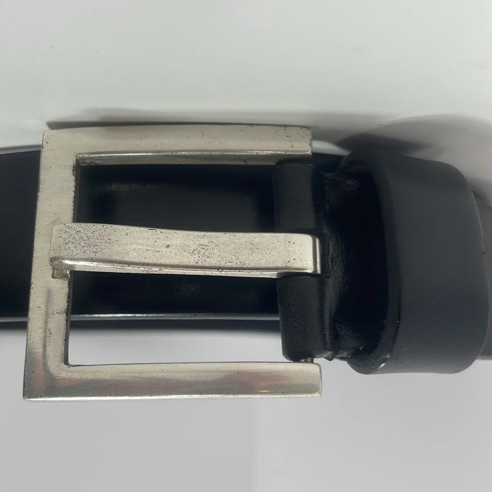 Kenneth Cole Black Genuine Leather Belt SN K1467 Size Medium